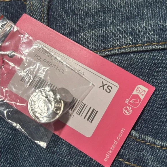 Edikted Jagger Low Rise Denim Shorts - Picture 7 of 7